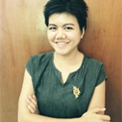 วริษฐา รัตนวโรภาส